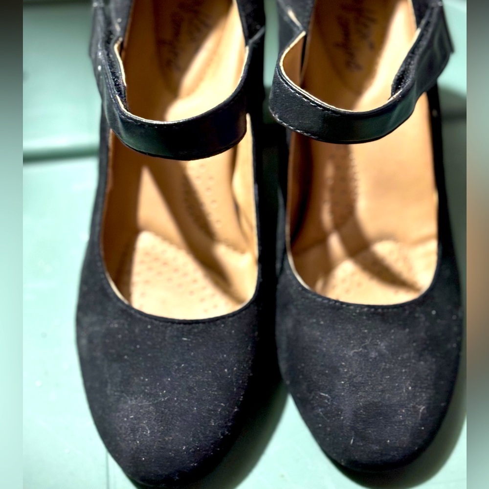 Dexflex comfort woman’s heels